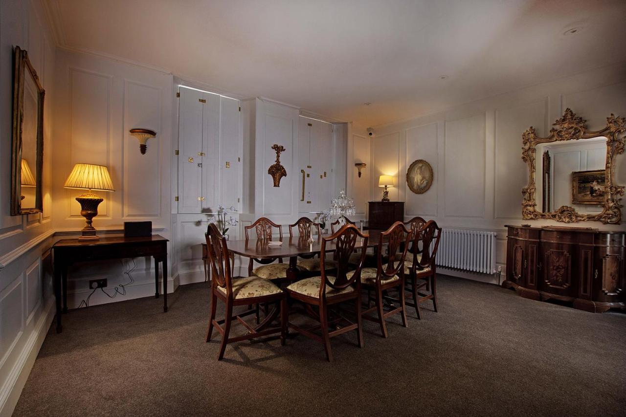 Hotel Stone Court House à Maidstone Extérieur photo