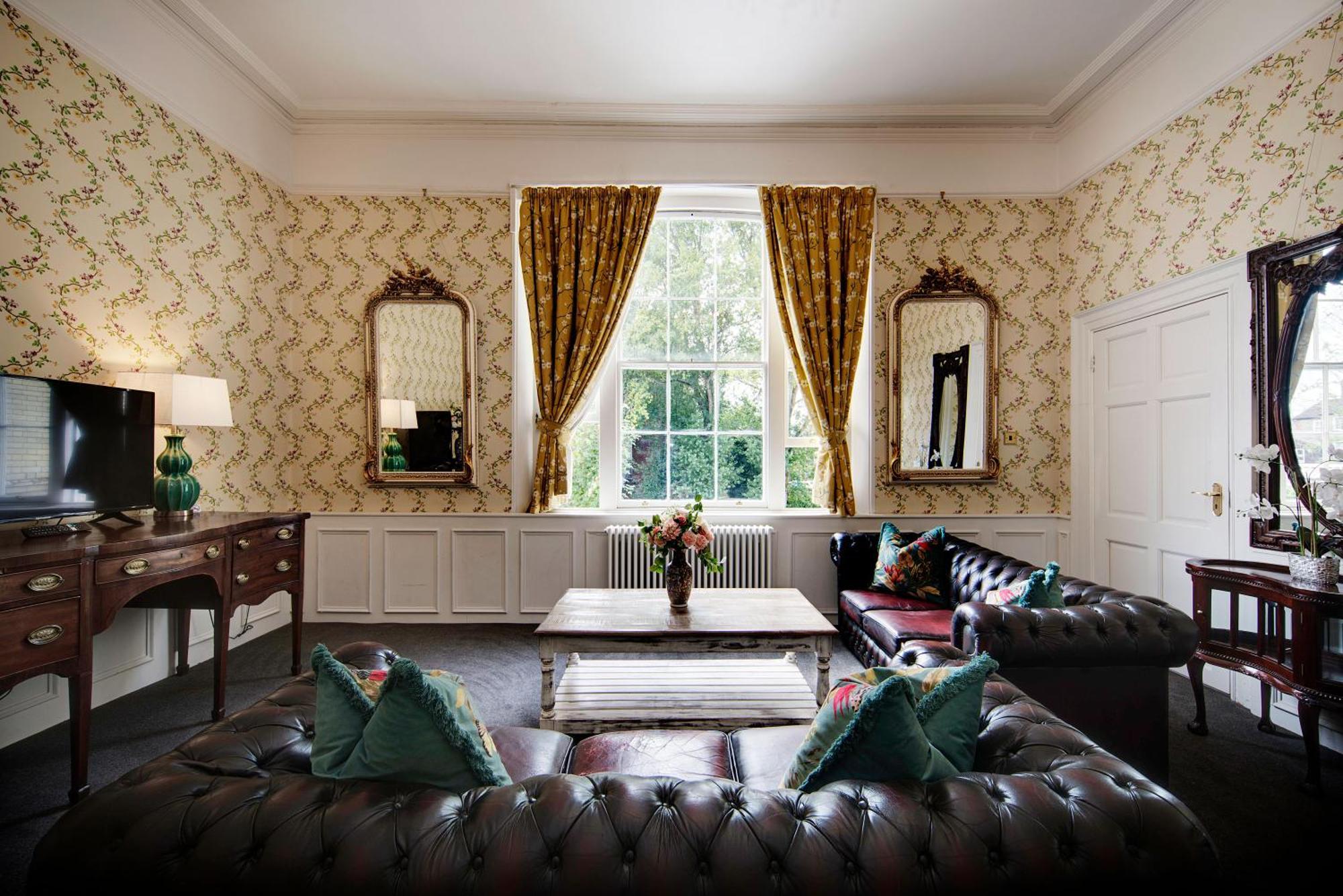 Hotel Stone Court House à Maidstone Extérieur photo