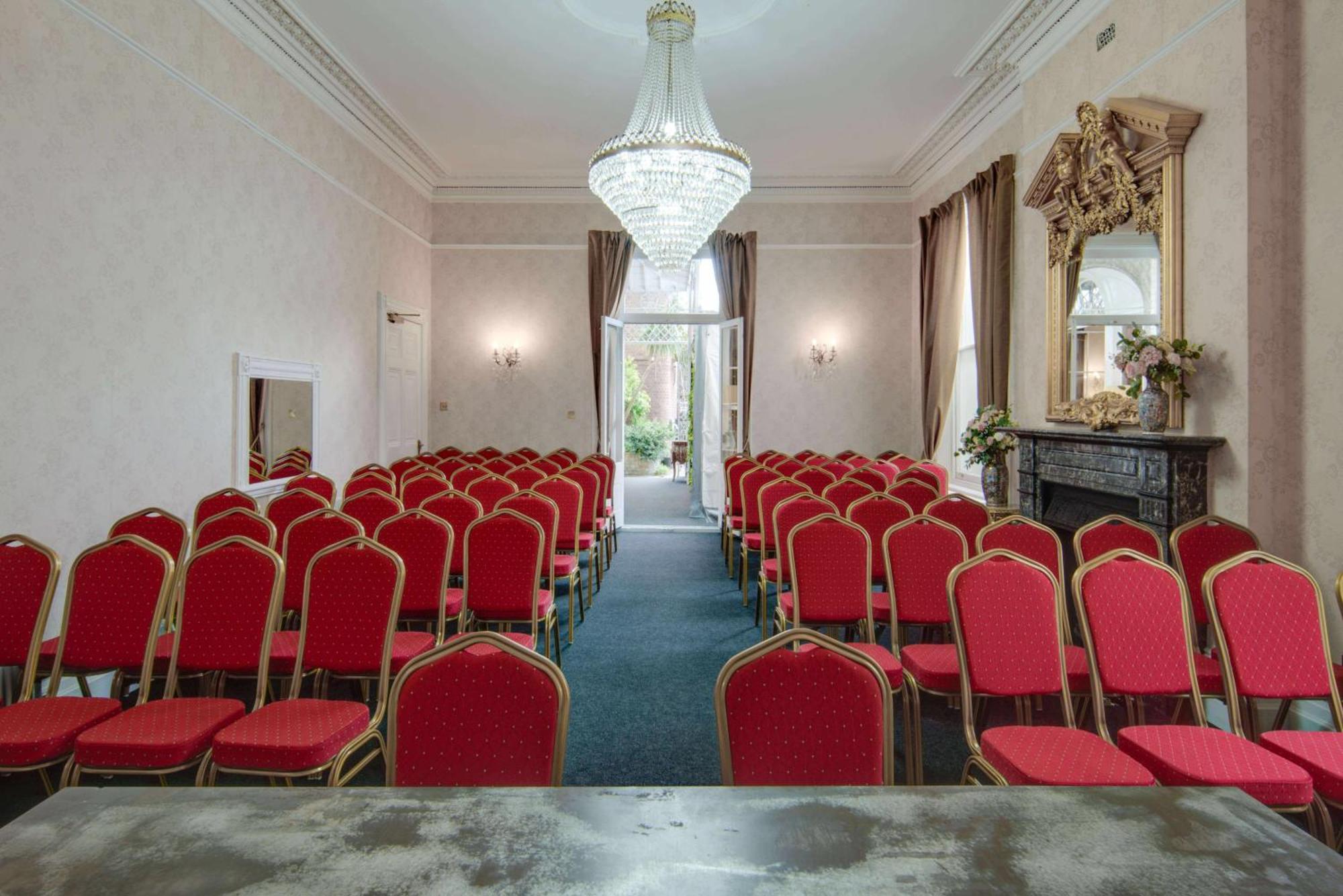Hotel Stone Court House à Maidstone Extérieur photo